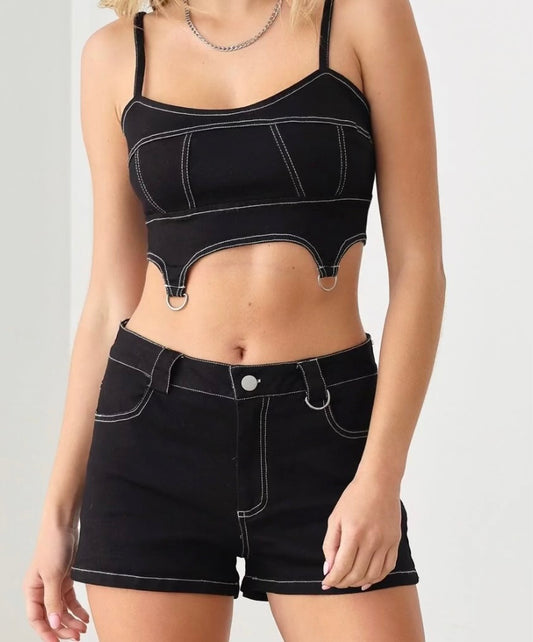 Stitching Adjustable Strap Asymmetric Hem With Ring Detail Crop Top & Front And Back Pocket Stretchy Waist Short Set