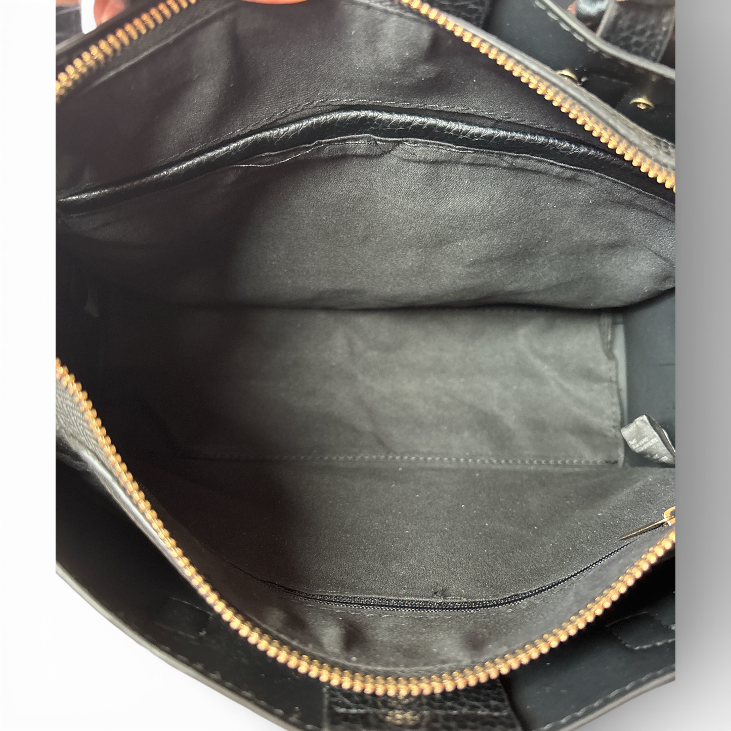 The Fast Hand Minimal Satchel in Black