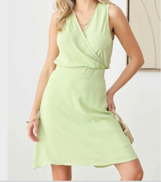 Light Green Sleeveless Front Tie Open Back Knee Lenth Dress